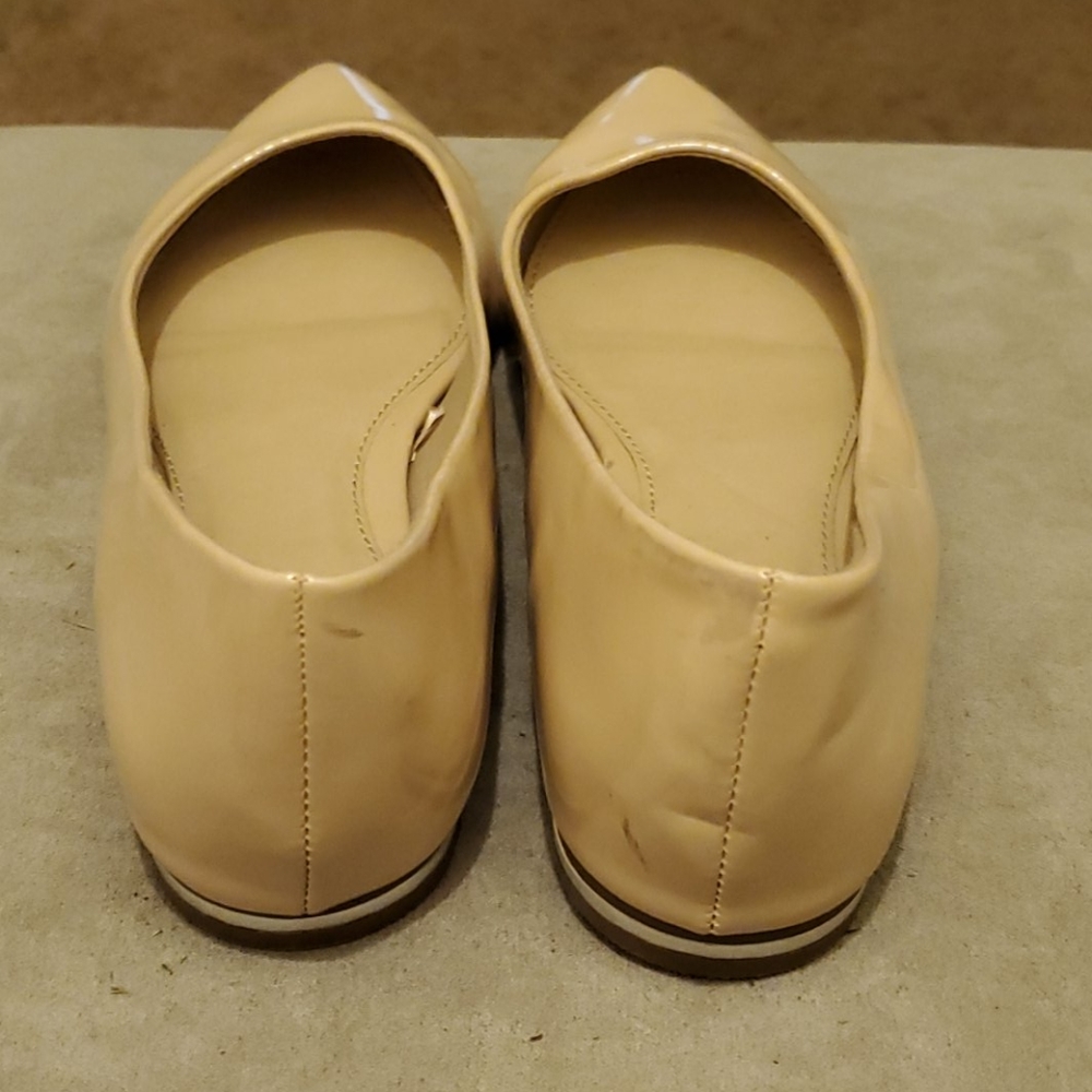 Express Flats - Picture 2 of 5